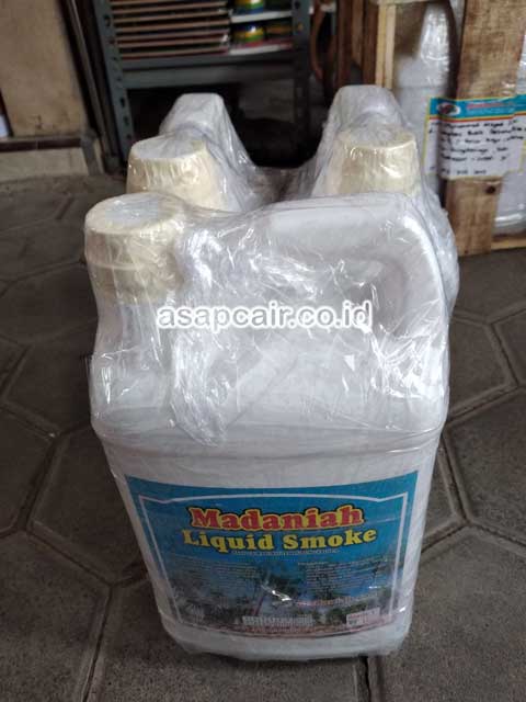 Asap Cair Desinfektan Alami di Kota Baubau