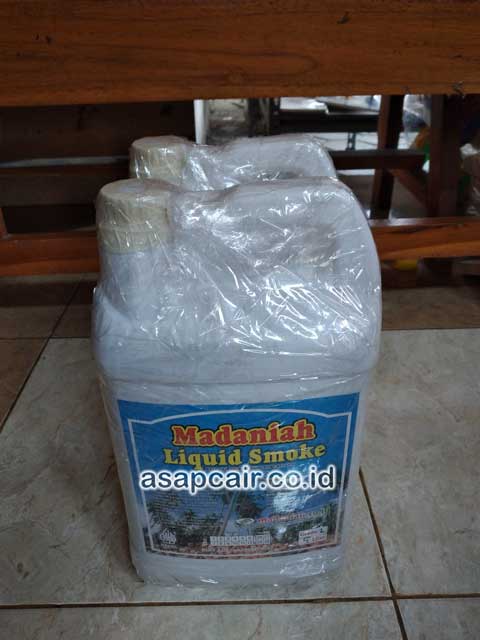 Asap Cair Desinfektan Alami di Kota Manado
